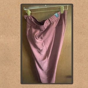 Reitmans plus size pants. Size 22.